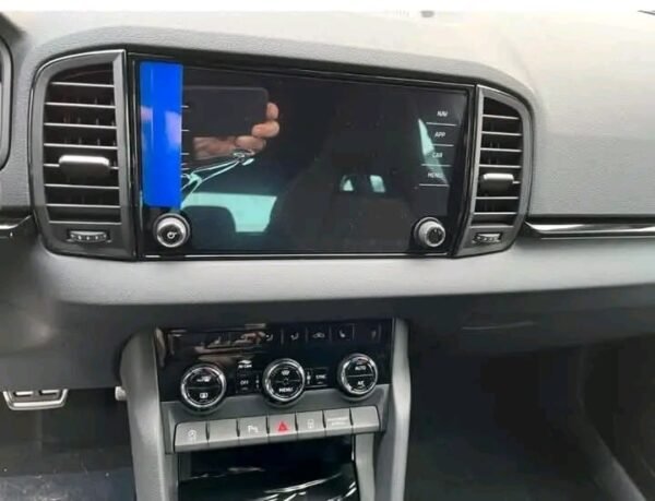 Skoda Karoq Sportline 1.5 TSI 110 kW DSG / 150 hp / 2024 / Automatic / petrol / 8450 km – Image 12
