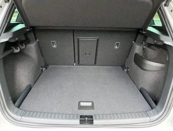 Skoda Karoq Sportline 1.5 TSI 110 kW DSG / 150 hp / 2024 / Automatic / petrol / 8450 km – Image 4