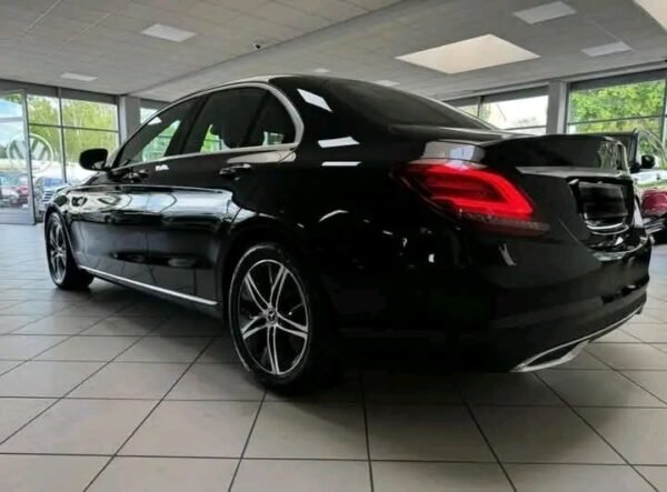 Mercedes-Benz C 220 d LEDER DISTR TOTW KAMERA / 194 CH / 2021 / Automatic / Diesel / 57 900 km (certified) – Image 3