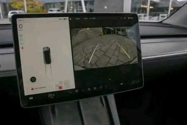 Tesla Model Y Long Range – Image 15