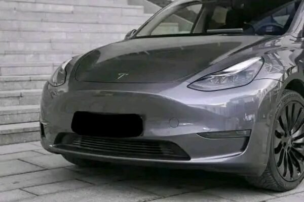 Tesla Model Y Long Range – Image 20