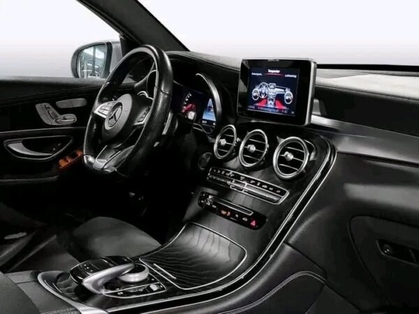 Mercedes Benz GLC 250D – Image 22