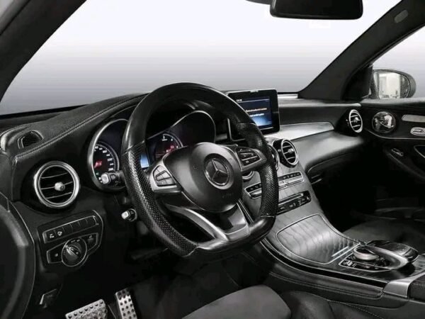 Mercedes Benz GLC 250D – Image 33