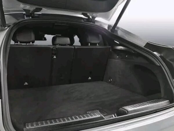 Mercedes Benz GLC 250D – Image 44
