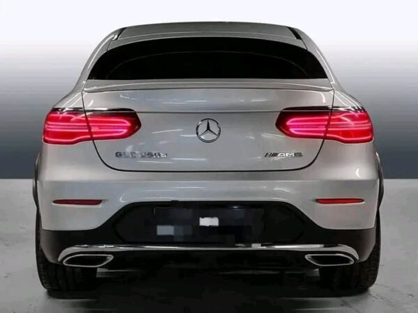 Mercedes Benz GLC 250D – Image 17