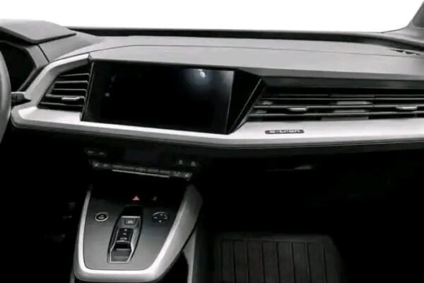 Audi Q4 e-tron – Image 13
