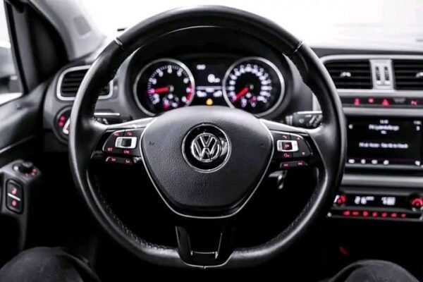 Volkswagen - Image 4