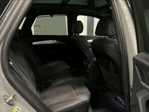 Audi SQ5 – Image 10