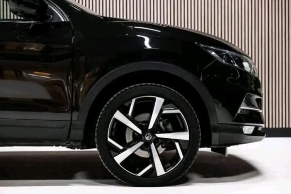 Nissan Qashqai 1.2 – Image 21