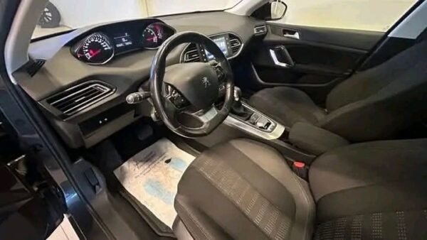 Peugeot 3008 – Image 11