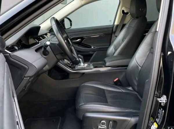 RANGE ROVER – Image 4