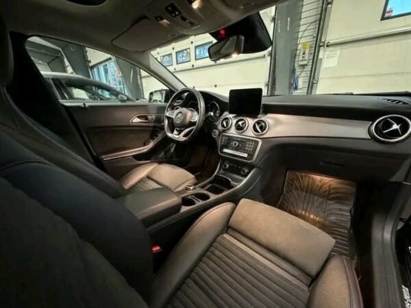 MERCEDES BENZ CLA - Image 6