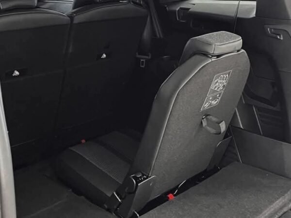 PEUGEOT 5008 – Image 5
