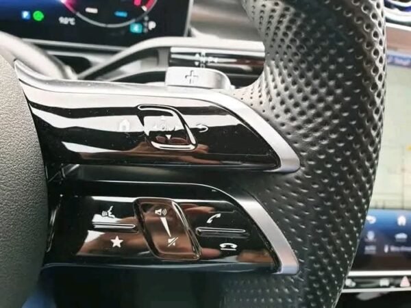 Mercedes-Benz C-Class 2.0 – Image 25