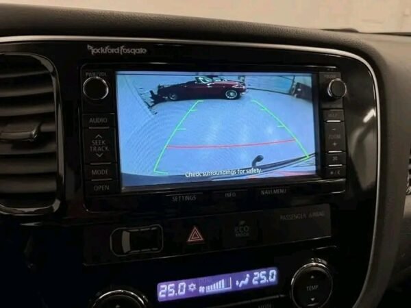 Mitsubishi Outlander 2.2D – Image 3