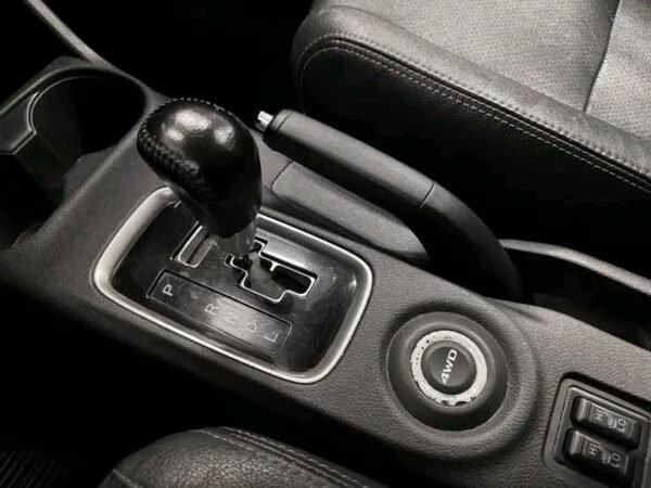 Mitsubishi Outlander 2.2D – Image 6