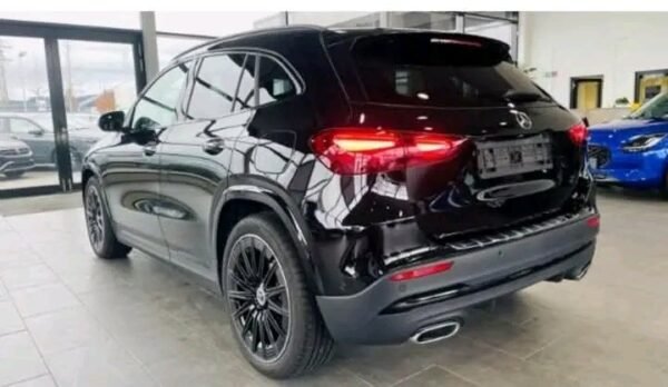 MERCEDES BENZ GLA – Image 27
