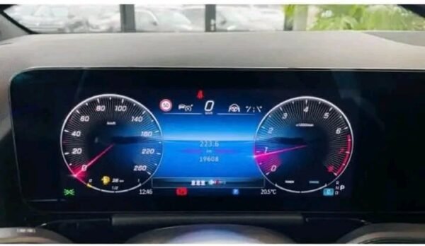 MERCEDES BENZ GLA – Image 7