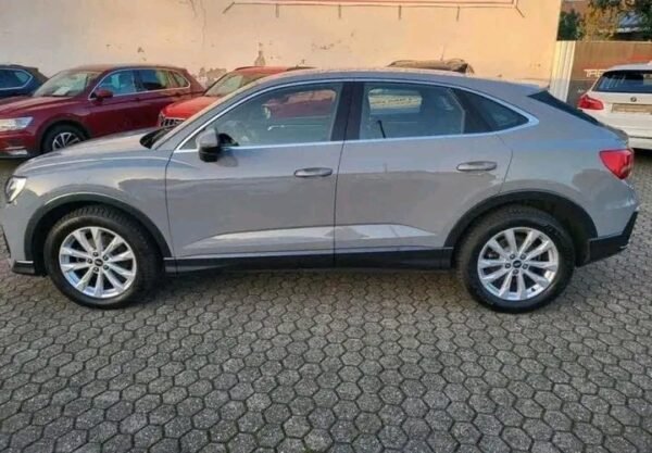 Audi Q3 Sportback 35 TDI – Image 11