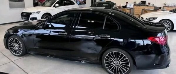 Mercedes-Benz C220 – Image 14