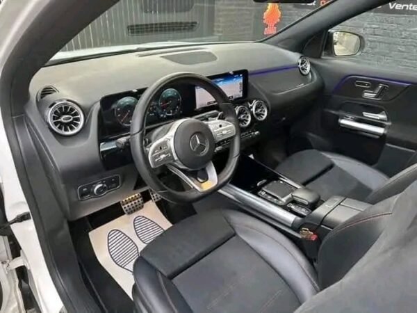 Mercedes GLA 200D – Image 8