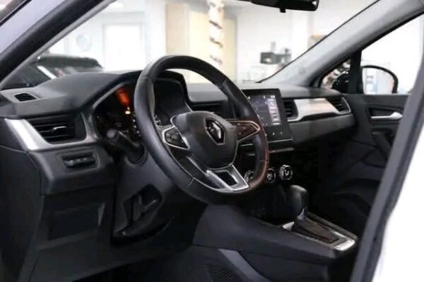 Renault Captur – Image 8
