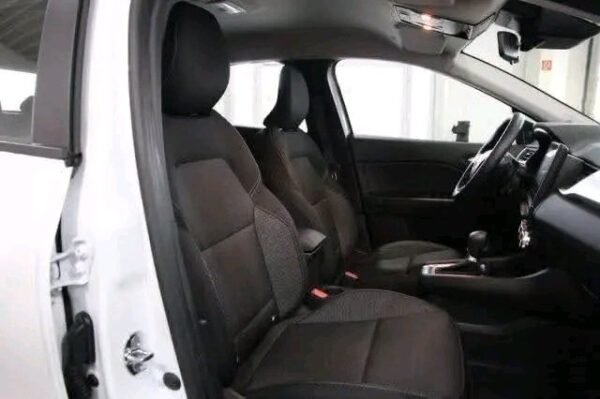 Renault Captur – Image 7
