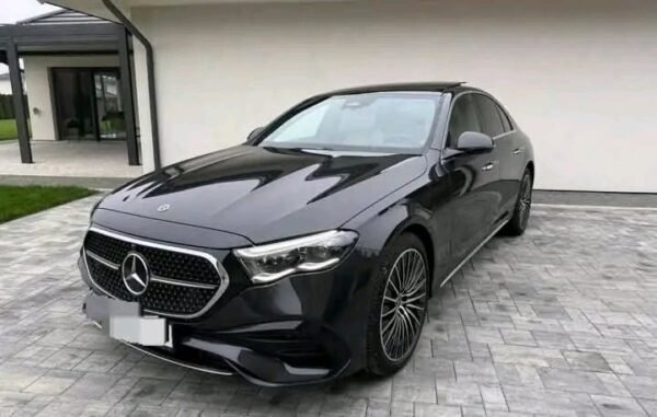 Mercedes-Benz E-Class 300 – Image 3