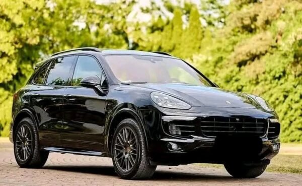 Porsche Cayenne – Image 12