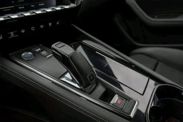 PEUGEOT 508 – Image 12