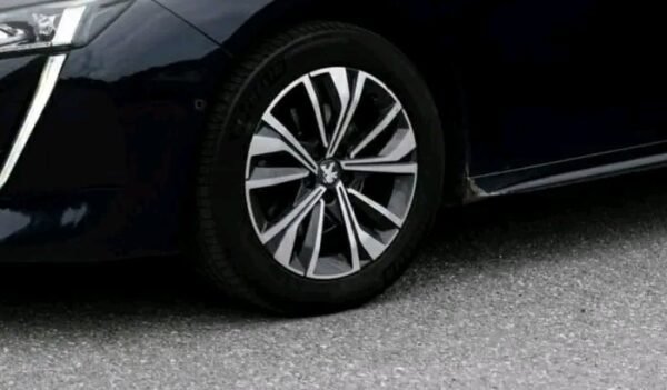 PEUGEOT 508 – Image 18