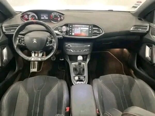 Peugeot 308 – Image 8