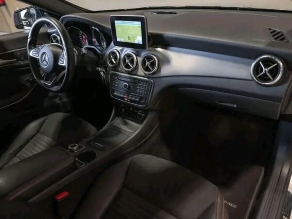 Mercedes-Benz CLA – Image 17