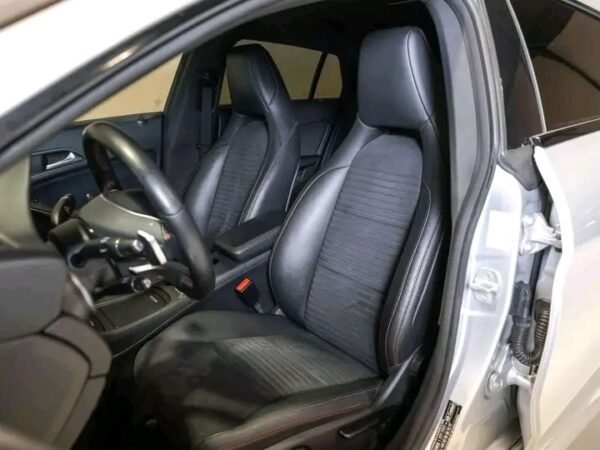 Mercedes-Benz CLA – Image 26