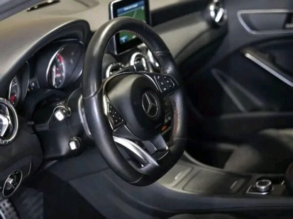 Mercedes-Benz CLA – Image 20