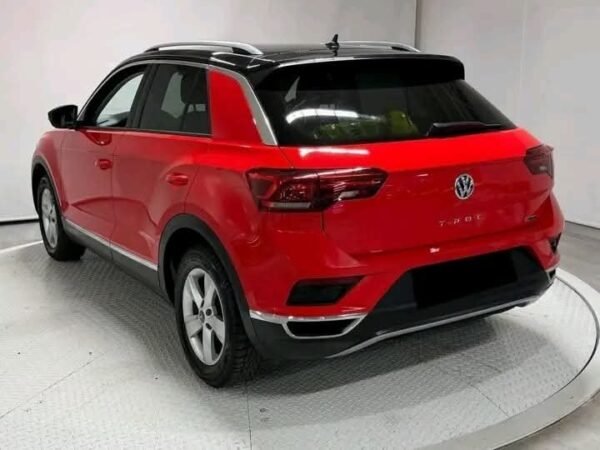 VOLKSWAGEN T-ROC 1.5 – Image 39