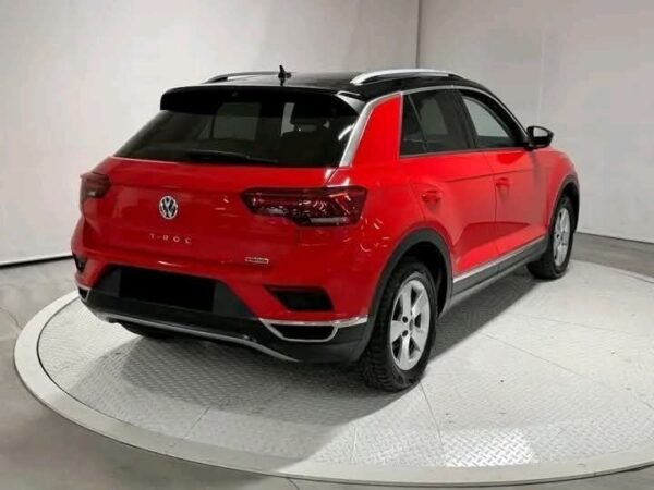 VOLKSWAGEN T-ROC 1.5 – Image 40