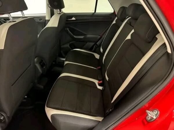 VOLKSWAGEN T-ROC 1.5 – Image 19