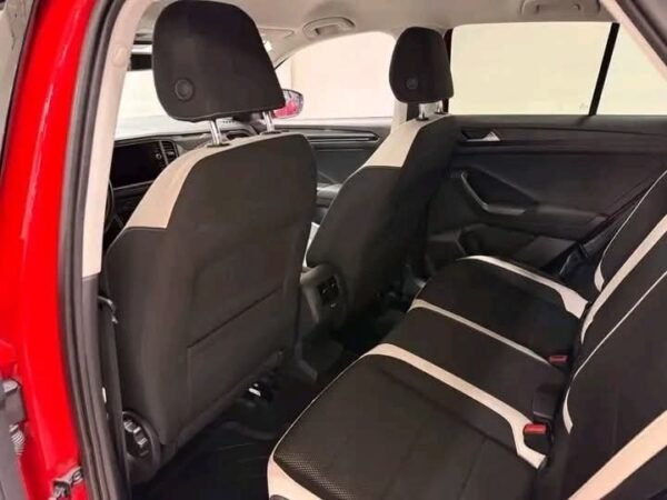 VOLKSWAGEN T-ROC 1.5 – Image 15