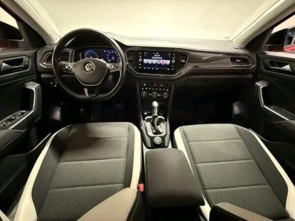 VOLKSWAGEN T-ROC 1.5 – Image 29