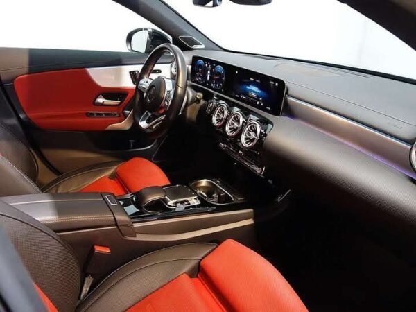 Mercedes-Benz CLA – Image 10