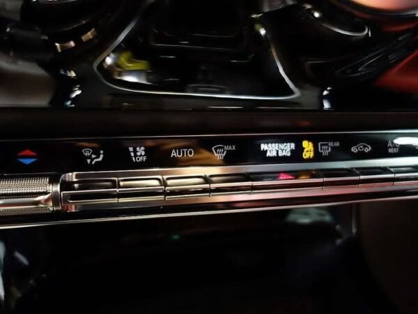 Mercedes-Benz CLA – Image 45