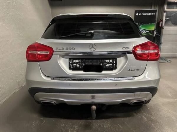 Mercedes-Benz GLA – Image 21