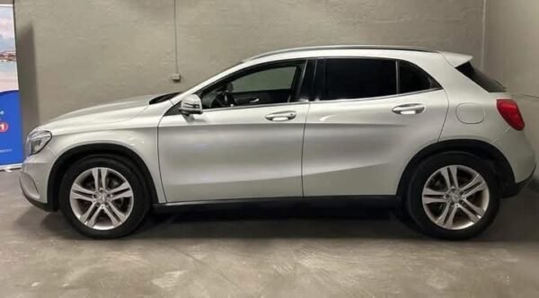 Mercedes-Benz GLA – Image 18