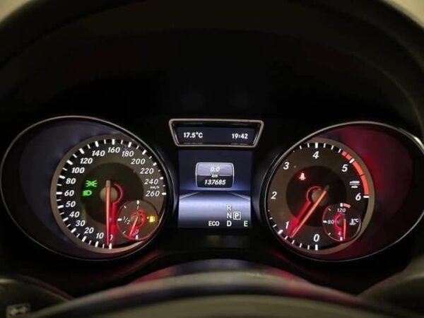 Mercedes-Benz GLA – Image 7