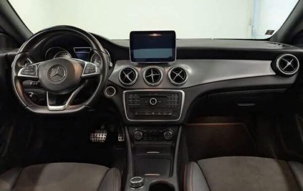 Mercedes-Benz GLA – Image 5