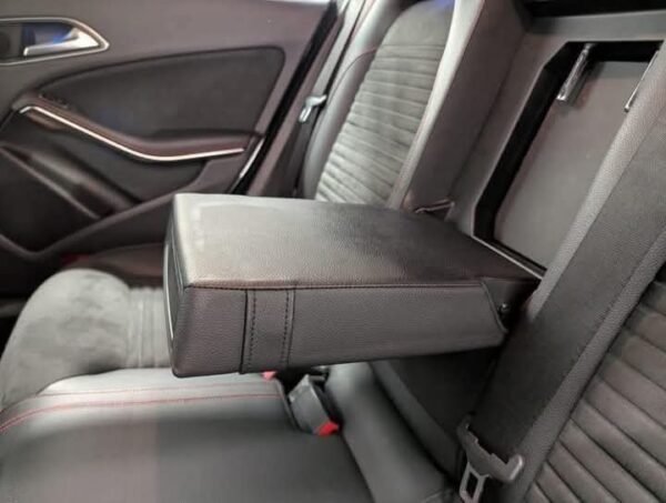 Mercedes-Benz GLA – Image 21
