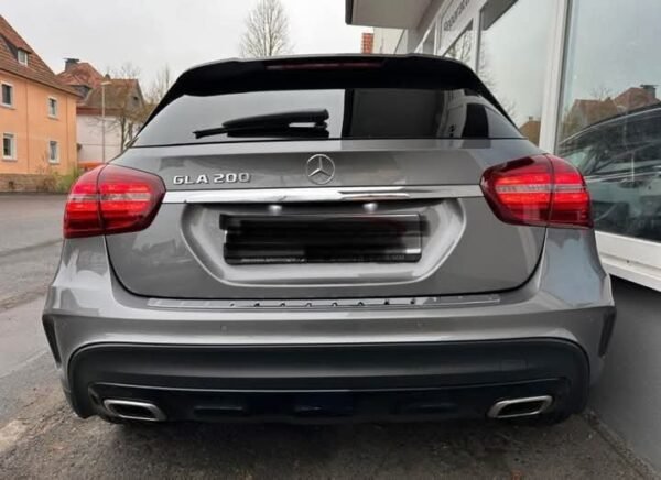 Mercedes-Benz GLA 200 – Image 18