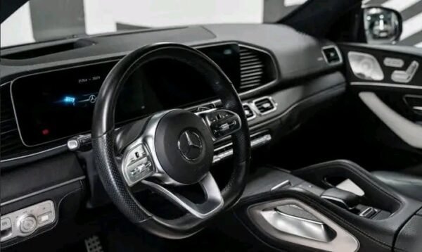 Mercedes-Benz GLE Coupe 400 – Image 14