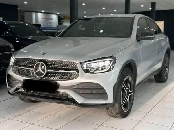 Mercedes-Benz GLC 300 and AMG Line